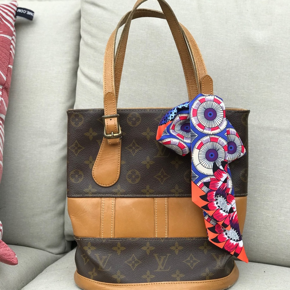 LOUIS VUITTON FRENCH COMPANY BUCKET BAG
